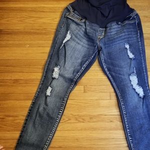 Maternity skinny jeans